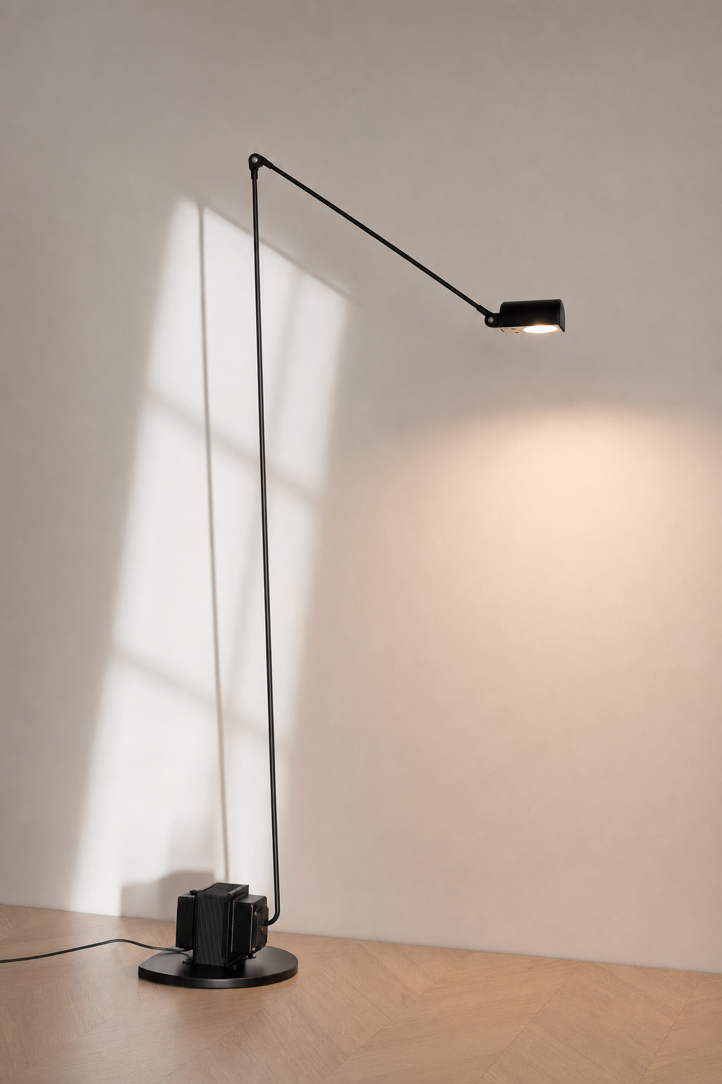 
Minimalist Adjustable LED Floor Lamp